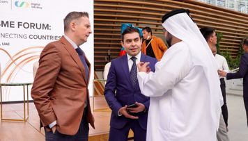 neqsol-holding-ve-azertelecom-reqemsal-ipek-yolu-layihesini-dubay-expo-da-teqdim-edib-foto